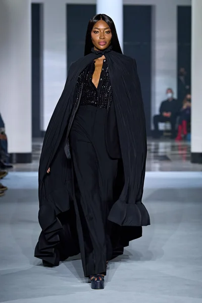 Look 49